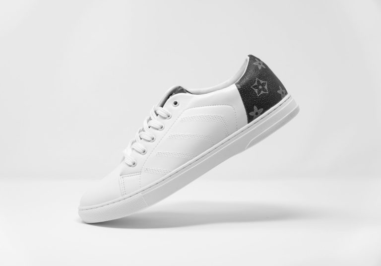 Chaussures Forme de Pied : Le Guide Ultime pour Marcher Naturellement